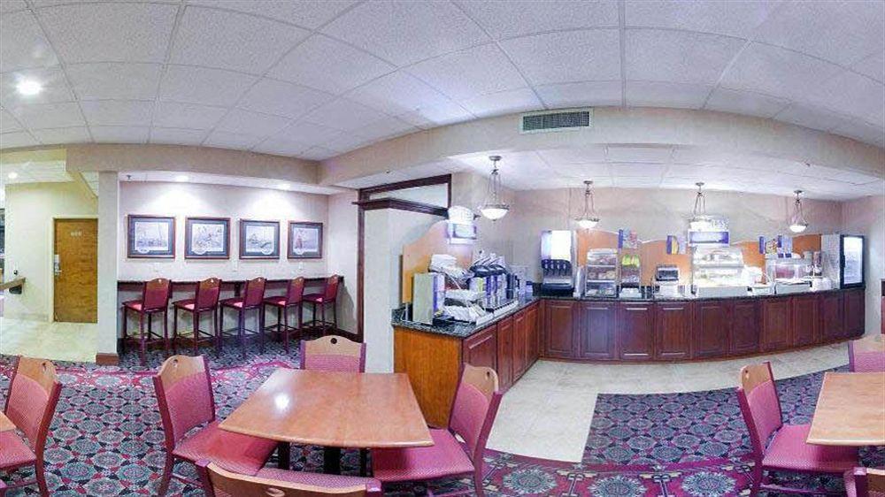 Holiday Inn Express Easton By Ihg Esterno foto
