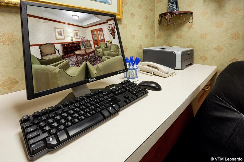 Holiday Inn Express Easton By Ihg Esterno foto